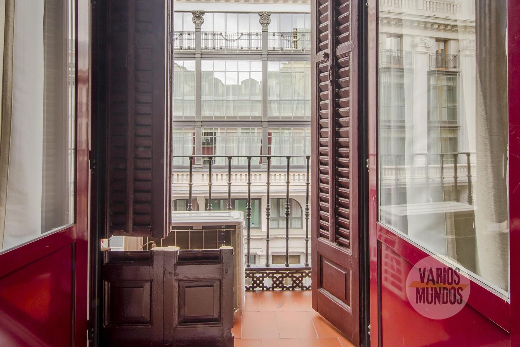 Comodo Y Centrico Loft En Calle Carretas - Madrid Centro Eksteriør bilde
